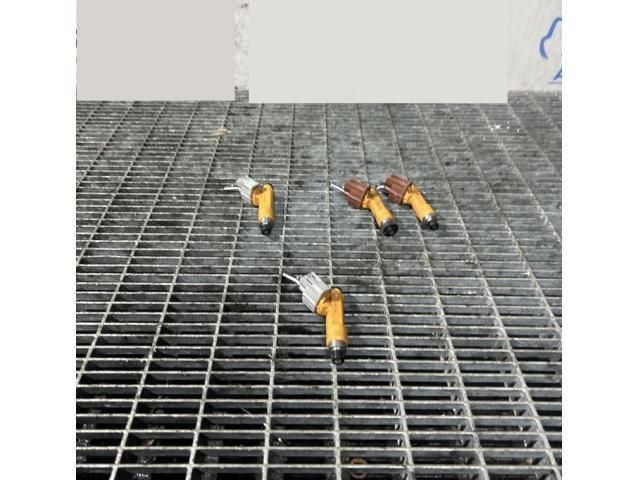 bontott DAIHATSU TERIOS Porlasztó (1 db)