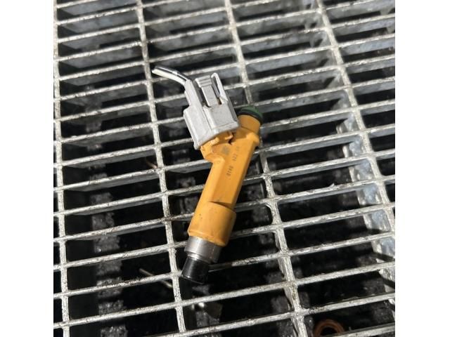 bontott DAIHATSU TERIOS Porlasztó (1 db)