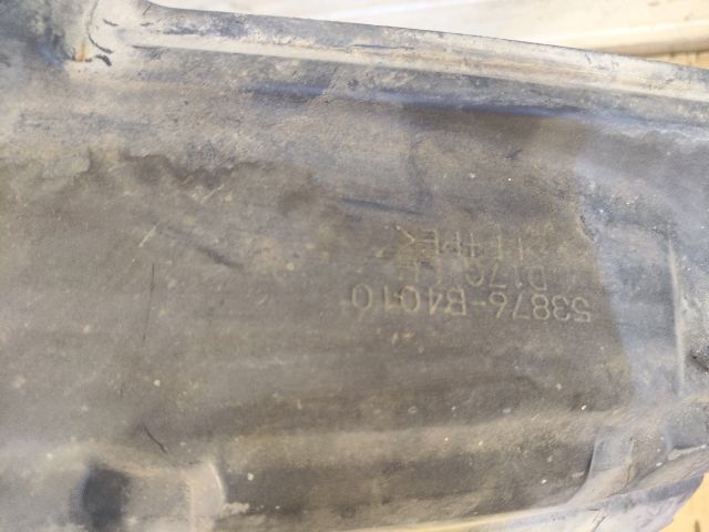 bontott DAIHATSU TERIOS Bal első Dobbetét (Kerékjárati, Műanyag)