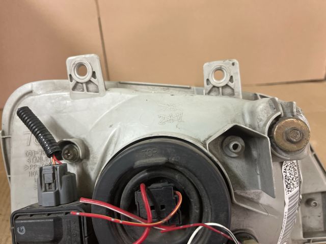 bontott DAIHATSU TERIOS Bal Fényszóró