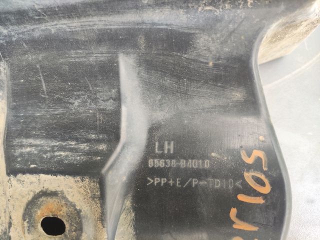 bontott DAIHATSU TERIOS Bal hátsó Dobbetét (Kerékjárati, Műanyag)