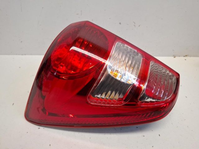 bontott DAIHATSU TERIOS Bal Hátsó Lámpa