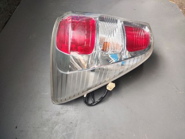 bontott DAIHATSU TERIOS Bal Hátsó Lámpa