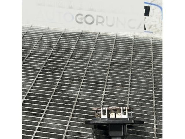 bontott DAIHATSU TERIOS Előtét Ellenállás Fűtőmotor