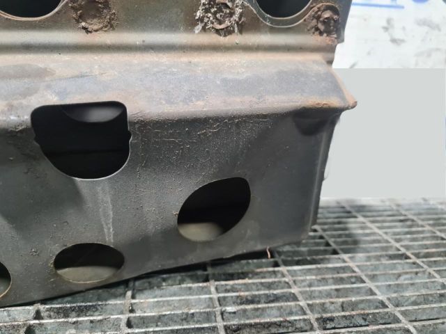 bontott DAIHATSU TERIOS Első Lökhárító Merevítő (Fém)