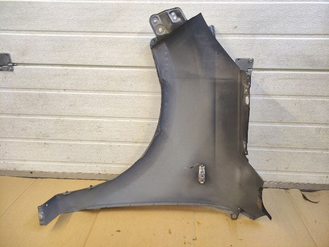 bontott DAIHATSU TERIOS Jobb első Sárvédő