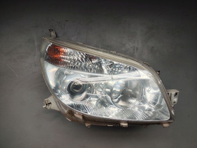 bontott DAIHATSU TERIOS Jobb Fényszóró