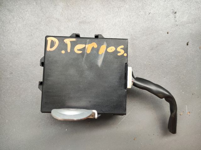 bontott DAIHATSU TERIOS Központizár Elektronika