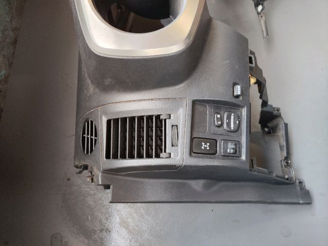 bontott DAIHATSU TERIOS Műszerfal Héj