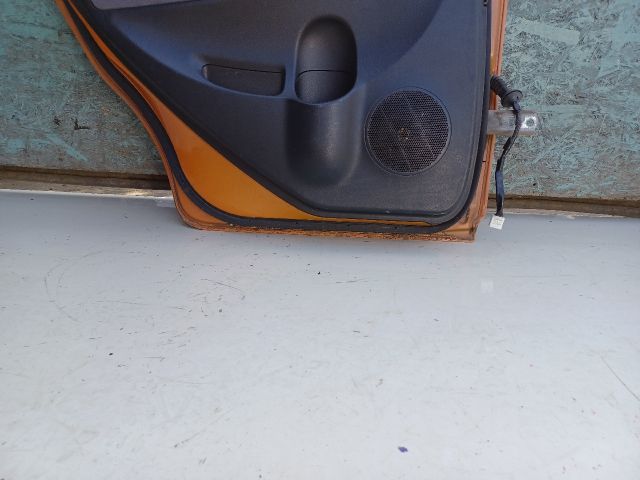 bontott DAIHATSU TREVIS Bal hátsó Ajtó (Részeivel)