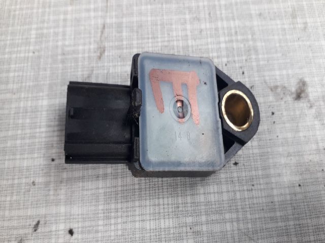 bontott DODGE CALIBER Bal első Oldal Ütközés Érzékelő