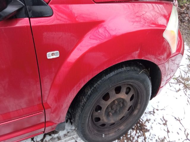 bontott DODGE CALIBER Jobb első Dobbetét (Kerékjárati, Műanyag)