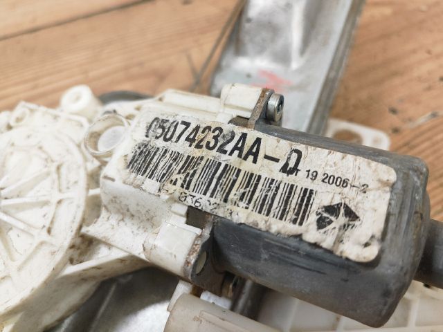 bontott DODGE CALIBER Jobb hátsó Ablakemelő Szerkezet (Elektromos)