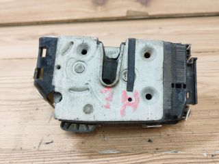 bontott DODGE CALIBER Jobb hátsó Ajtózár