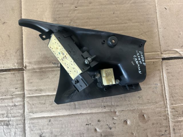 bontott DODGE CARAVAN Bal első Ablakemelő Kapcsoló