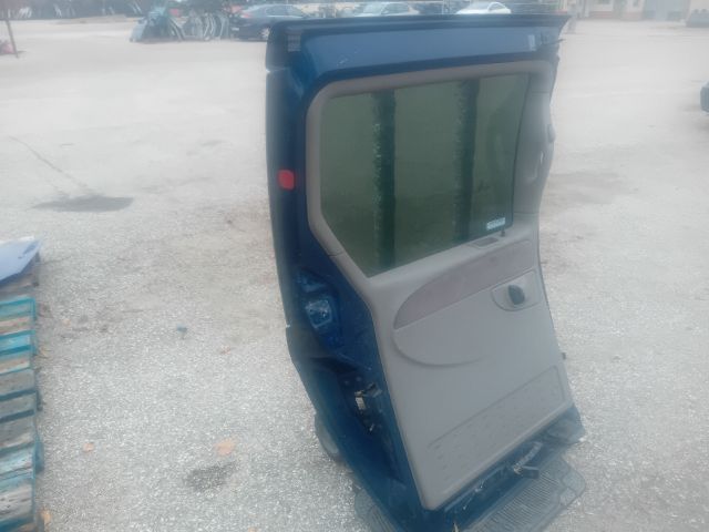 bontott DODGE CARAVAN Bal Tolóajtó (Részeivel)