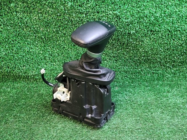 bontott DODGE CHALLENGER Automata Váltókar