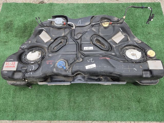 bontott DODGE CHALLENGER Tank