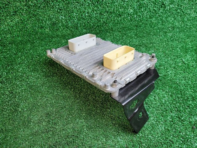 bontott DODGE CHALLENGER Motorvezérlő