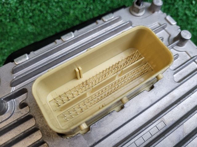 bontott DODGE CHALLENGER Motorvezérlő