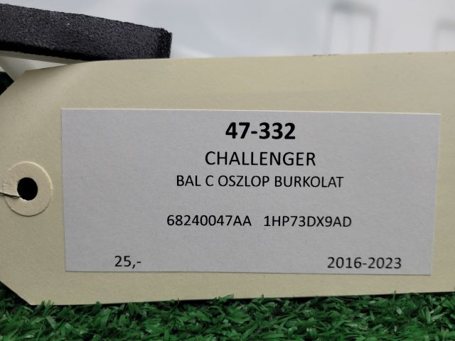 bontott DODGE CHALLENGER Bal C Oszlop Burkolat
