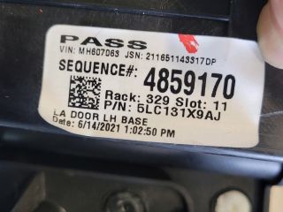 bontott DODGE CHALLENGER Bal első Ajtó Kárpit