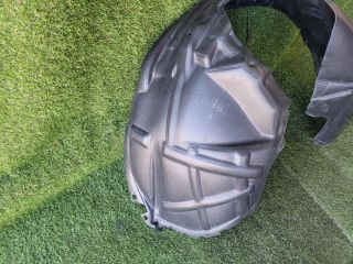 bontott DODGE CHALLENGER Bal első Dobbetét (Kerékjárati, Műanyag)