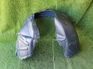 bontott DODGE CHALLENGER Bal első Dobbetét (Kerékjárati, Műanyag)