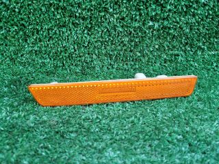 bontott DODGE CHALLENGER Bal első Sárvédő Irányjelző