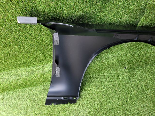 bontott DODGE CHALLENGER Bal első Sárvédő