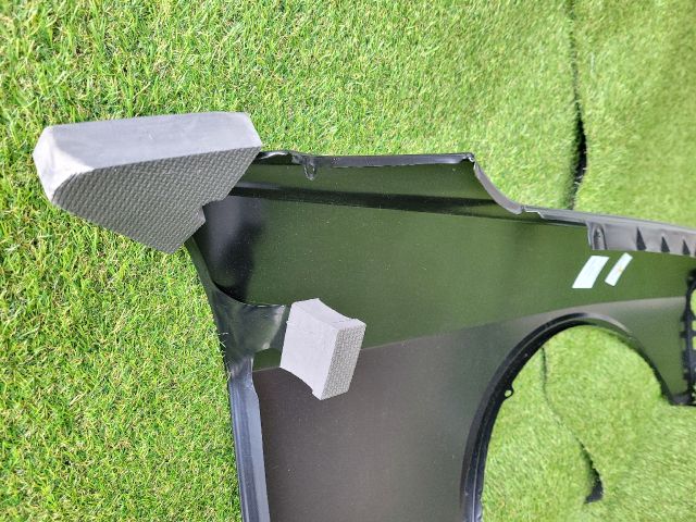 bontott DODGE CHALLENGER Bal első Sárvédő