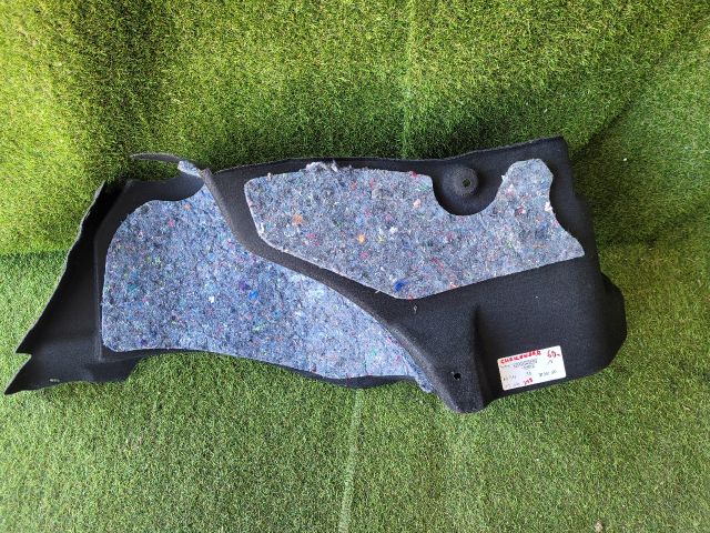 bontott DODGE CHALLENGER Bal hátsó Csomagtér Burkolat (Műanyag)