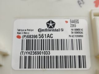 bontott DODGE CHALLENGER Biztosítéktábla Utastér