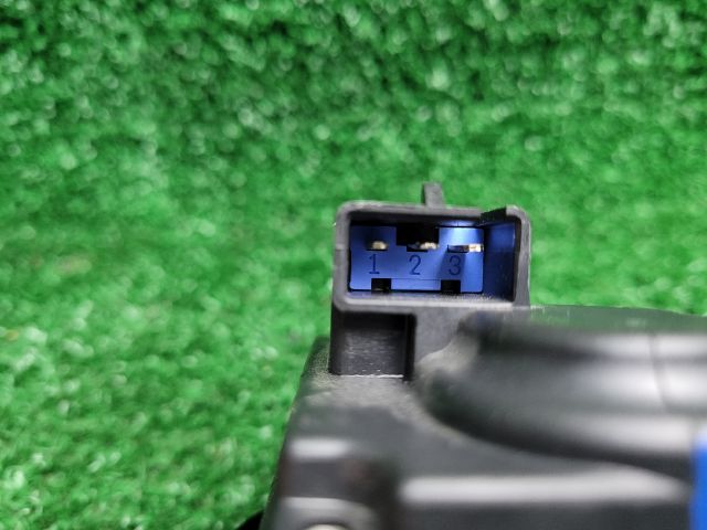 bontott DODGE CHALLENGER Csomagtérajtó Zárszerkezet