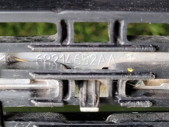 bontott DODGE CHALLENGER Első Lökhárító (Részeivel)