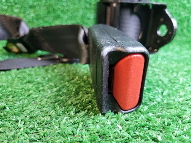 bontott DODGE CHALLENGER Hátsó középső Biztonsági Öv