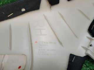 bontott DODGE CHALLENGER Jobb A Oszlop Burkolat