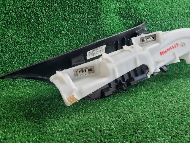 bontott DODGE CHALLENGER Jobb C Oszlop Burkolat