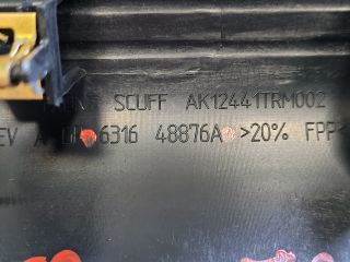 bontott DODGE CHALLENGER Jobb első Belső Küszöb Burkolat