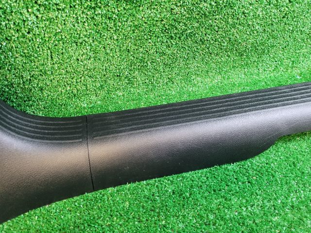 bontott DODGE CHALLENGER Jobb első Belső Küszöb Burkolat