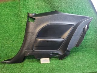 bontott DODGE CHALLENGER Jobb hátsó Csomagtér Burkolat (Műanyag)