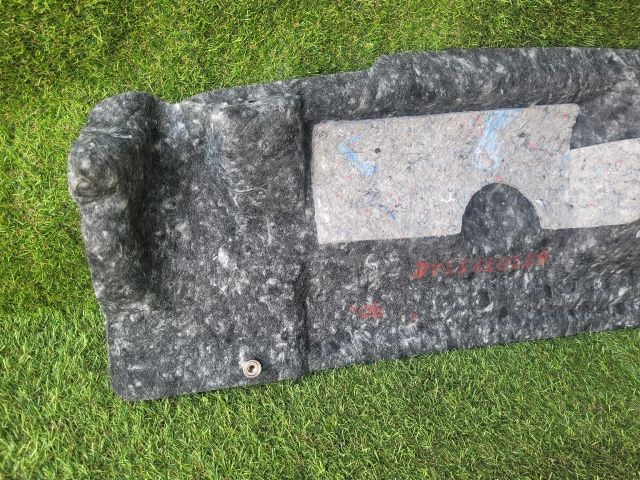 bontott DODGE CHALLENGER Jobb hátsó Csomagtér Burkolat (Műanyag)