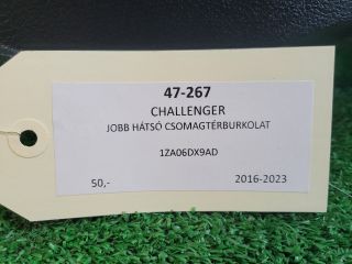 bontott DODGE CHALLENGER Jobb hátsó Csomagtér Burkolat (Műanyag)