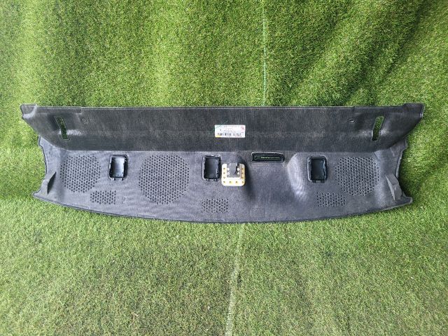 bontott DODGE CHALLENGER Jobb hátsó Csomagtér Burkolat (Műanyag)