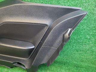 bontott DODGE CHALLENGER Jobb hátsó Csomagtér Burkolat (Műanyag)