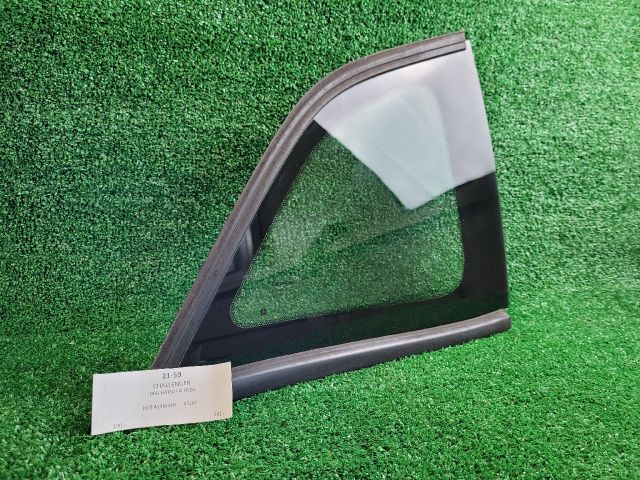 bontott DODGE CHALLENGER Jobb hátsó Fixüveg (Ajtóban)