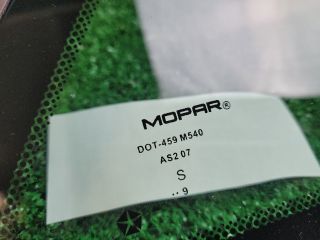 bontott DODGE CHALLENGER Jobb hátsó Fixüveg (Ajtóban)