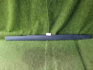 bontott DODGE CHALLENGER Jobb Küszöb Légterelő