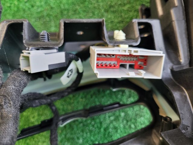 bontott DODGE CHALLENGER Könyöklő