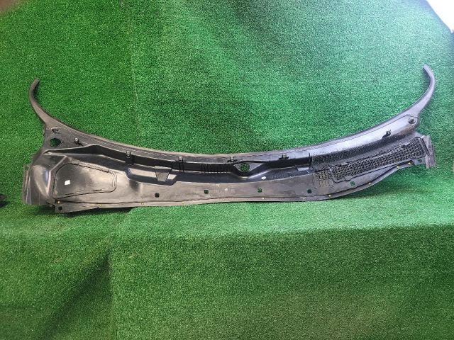 bontott DODGE CHALLENGER Levélrács